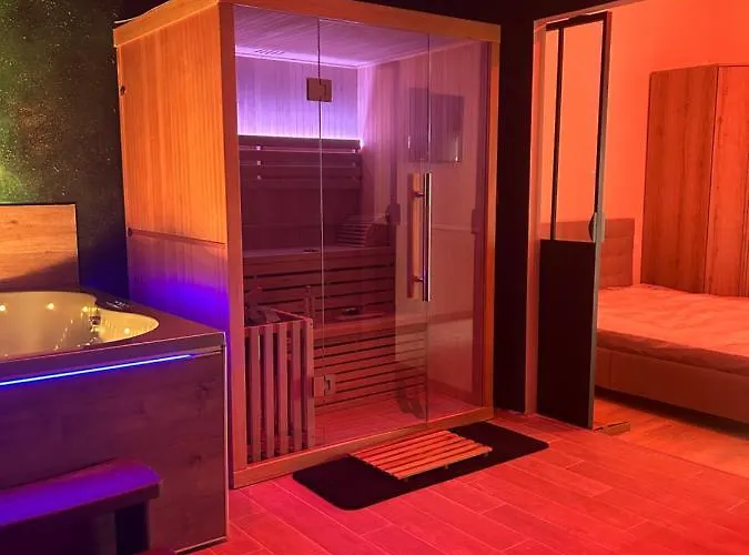 Апартаменты Dmm Suits